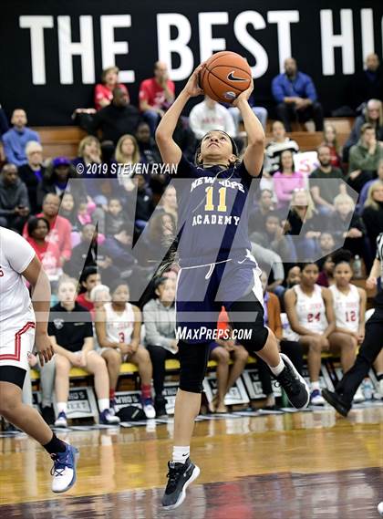 Thumbnail 3 in New Hope Academy vs. St. John's (GEICO National Tournament Final) photogallery.