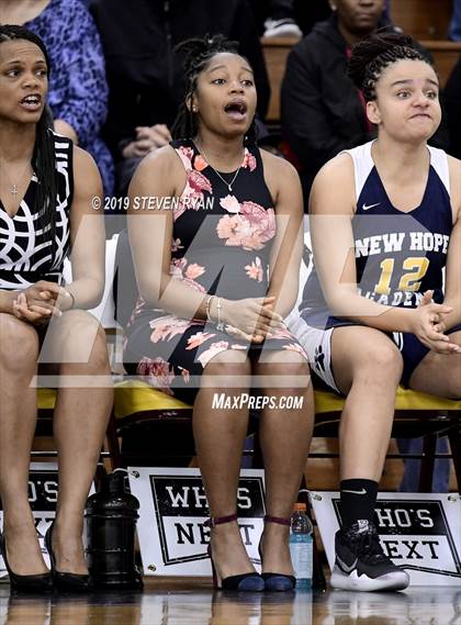 Thumbnail 3 in New Hope Academy vs. St. John's (GEICO National Tournament Final) photogallery.