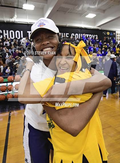 Thumbnail 3 in New Hope Academy vs. St. John's (GEICO National Tournament Final) photogallery.