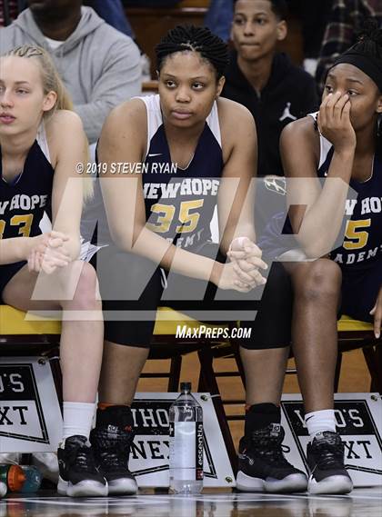 Thumbnail 2 in New Hope Academy vs. St. John's (GEICO National Tournament Final) photogallery.
