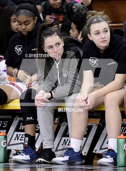 Thumbnail 2 in New Hope Academy vs. St. John's (GEICO National Tournament Final) photogallery.