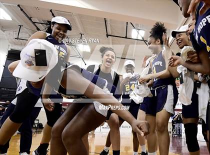 Thumbnail 1 in New Hope Academy vs. St. John's (GEICO National Tournament Final) photogallery.