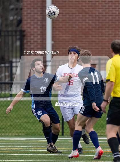 Thumbnail 3 in Lugoff-Elgin vs. Greer Middle College photogallery.