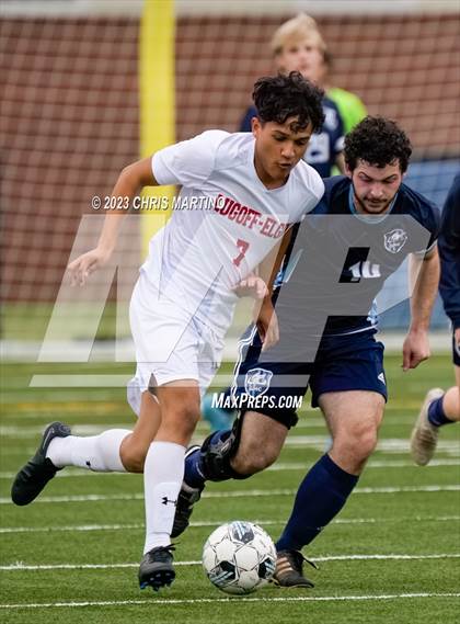 Thumbnail 3 in Lugoff-Elgin vs. Greer Middle College photogallery.