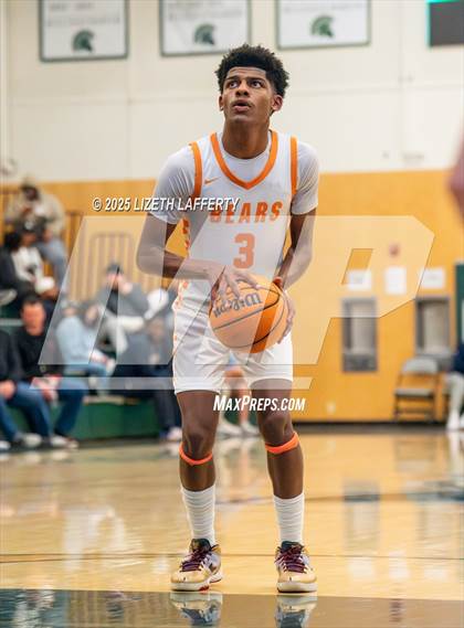 Thumbnail 3 in Poly vs Moreau Catholic (MLK Classic) photogallery.