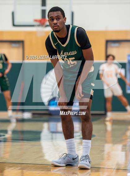 Thumbnail 2 in Poly vs Moreau Catholic (MLK Classic) photogallery.