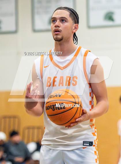 Thumbnail 3 in Poly vs Moreau Catholic (MLK Classic) photogallery.