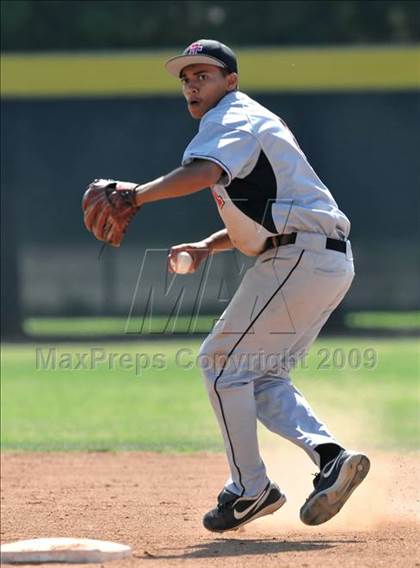 Thumbnail 3 in Tustin @ El Dorado photogallery.