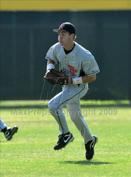 Thumbnail 2 in Tustin @ El Dorado photogallery.