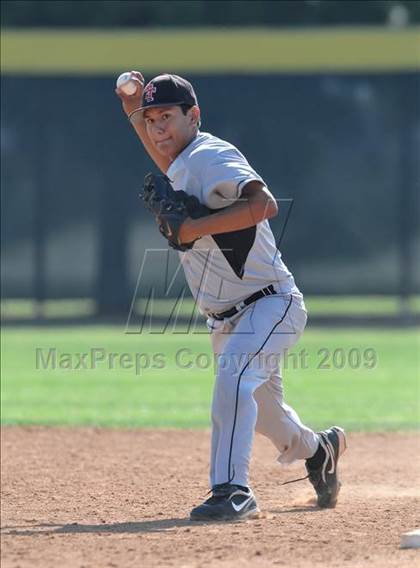 Thumbnail 2 in Tustin @ El Dorado photogallery.