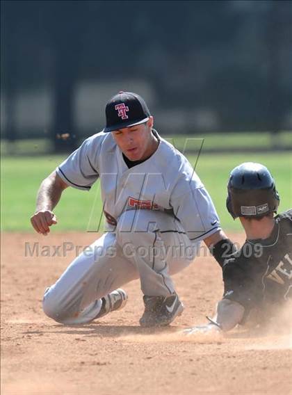 Thumbnail 2 in Tustin @ El Dorado photogallery.
