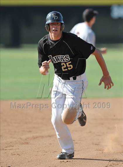 Thumbnail 3 in Tustin @ El Dorado photogallery.