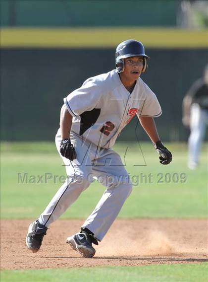 Thumbnail 1 in Tustin @ El Dorado photogallery.
