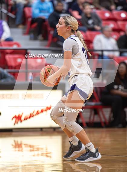 Thumbnail 3 in Mount Vernon vs. Atlanta (UIL 3A Bi-District Playoff) photogallery.