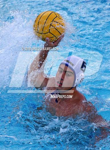 null - Photo 01