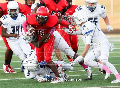 Thumbnail 1 in Midlothian @ Cedar Hill photogallery.