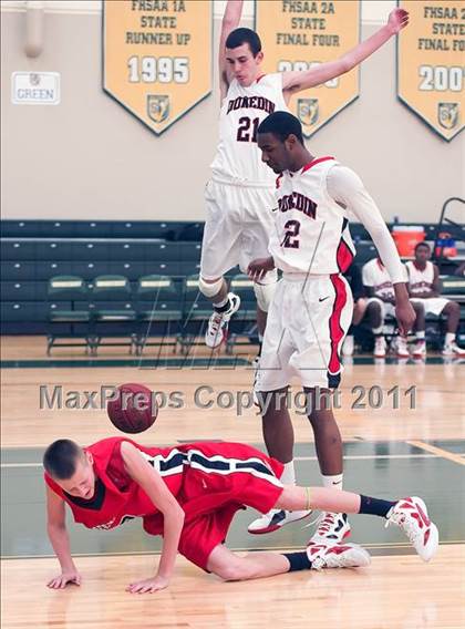 Thumbnail 1 in Dunedin vs Creekside (Park Holiday Tournament) photogallery.