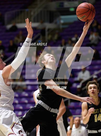 Thumbnail 2 in Cedar vs. Desert Hills (UHSAA 4A Quarterfinal) photogallery.