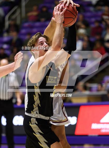 Thumbnail 2 in Cedar vs. Desert Hills (UHSAA 4A Quarterfinal) photogallery.
