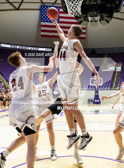 Thumbnail 1 in Cedar vs. Desert Hills (UHSAA 4A Quarterfinal) photogallery.