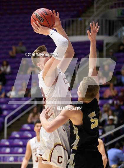 Thumbnail 1 in Cedar vs. Desert Hills (UHSAA 4A Quarterfinal) photogallery.