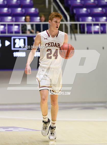 Thumbnail 2 in Cedar vs. Desert Hills (UHSAA 4A Quarterfinal) photogallery.