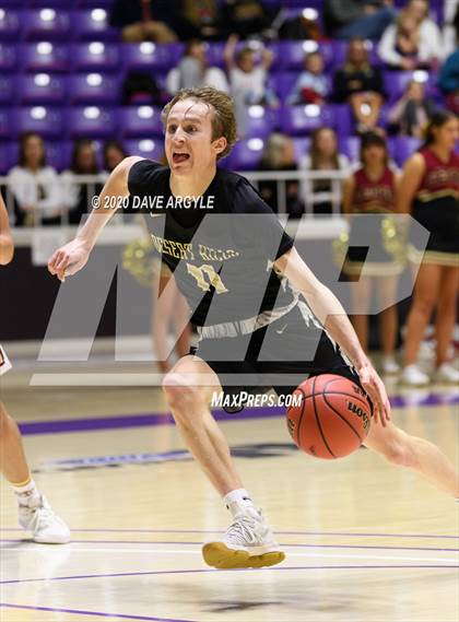Thumbnail 3 in Cedar vs. Desert Hills (UHSAA 4A Quarterfinal) photogallery.