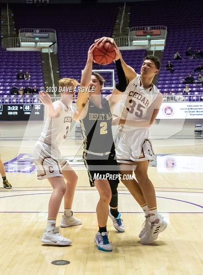 Thumbnail 3 in Cedar vs. Desert Hills (UHSAA 4A Quarterfinal) photogallery.