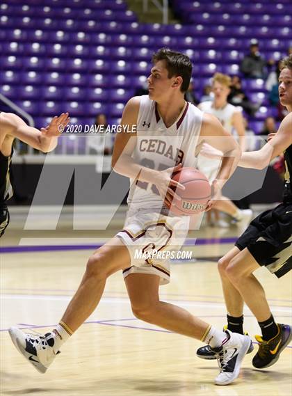 Thumbnail 1 in Cedar vs. Desert Hills (UHSAA 4A Quarterfinal) photogallery.