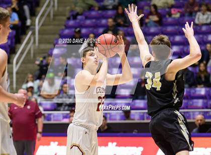 Thumbnail 2 in Cedar vs. Desert Hills (UHSAA 4A Quarterfinal) photogallery.