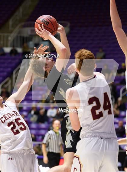 Thumbnail 3 in Cedar vs. Desert Hills (UHSAA 4A Quarterfinal) photogallery.