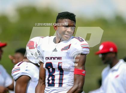 Thumbnail 3 in Bishop Dunne vs. DeSoto photogallery.
