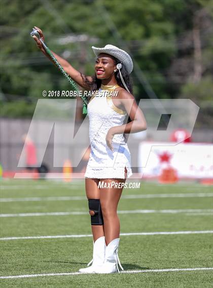 Thumbnail 2 in Bishop Dunne vs. DeSoto photogallery.