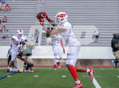 Thumbnail 3 in Bishop Dunne vs. DeSoto photogallery.