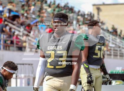 Thumbnail 2 in Bishop Dunne vs. DeSoto photogallery.