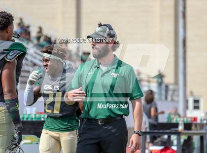 Thumbnail 3 in Bishop Dunne vs. DeSoto photogallery.