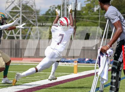 Thumbnail 3 in Bishop Dunne vs. DeSoto photogallery.
