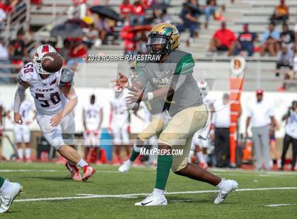 Thumbnail 3 in Bishop Dunne vs. DeSoto photogallery.
