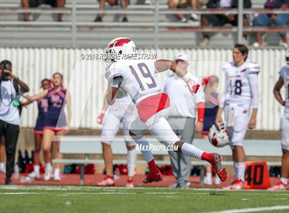 Thumbnail 2 in Bishop Dunne vs. DeSoto photogallery.