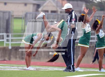 Thumbnail 2 in Bishop Dunne vs. DeSoto photogallery.