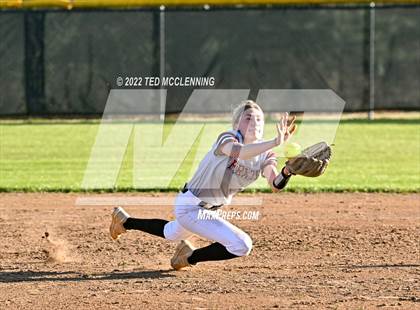 Thumbnail 1 in Dover @ Perryville photogallery.