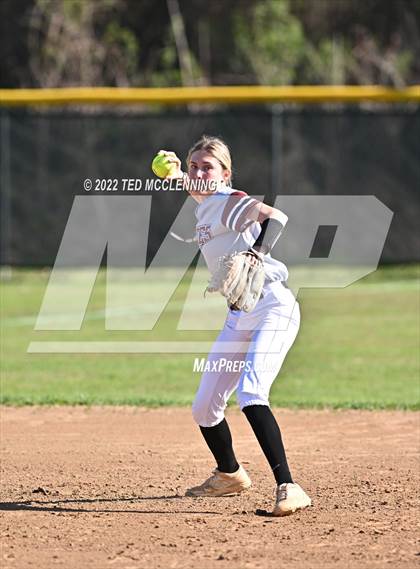 Thumbnail 2 in Dover @ Perryville photogallery.
