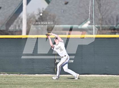 Thumbnail 2 in Minooka @ Joliet Catholic photogallery.