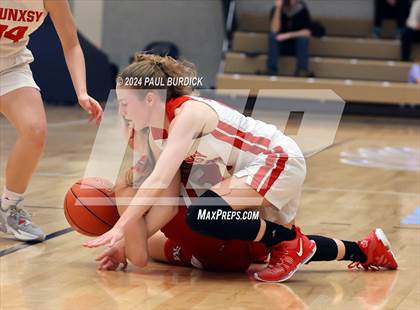 Thumbnail 1 in St. Marys vs. Punxsutawney (District 9 4A Final) photogallery.