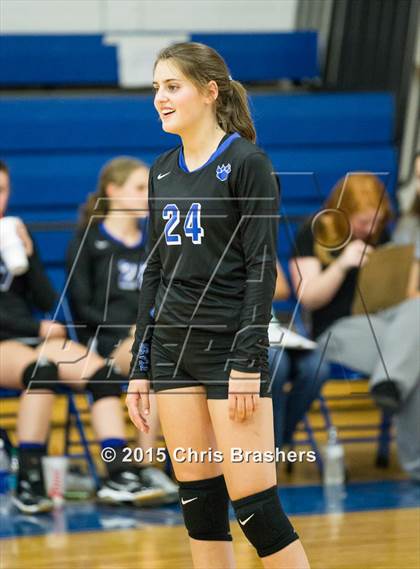 Thumbnail 2 in Sylvan Hills vs. Fair photogallery.