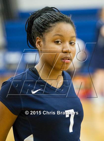 Thumbnail 1 in Sylvan Hills vs. Fair photogallery.