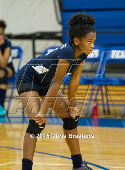 Thumbnail 3 in Sylvan Hills vs. Fair photogallery.