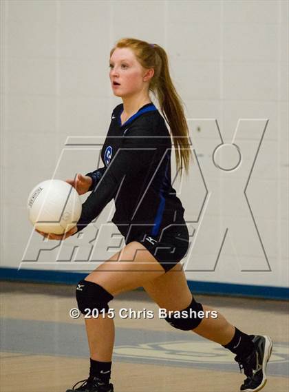 Thumbnail 2 in Sylvan Hills vs. Fair photogallery.