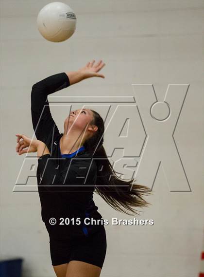 Thumbnail 1 in Sylvan Hills vs. Fair photogallery.