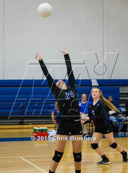 Thumbnail 3 in Sylvan Hills vs. Fair photogallery.
